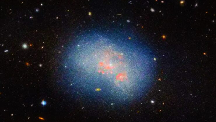 Hubble Uzay Teleskobu’nun Cüce Galaksi Keşfi